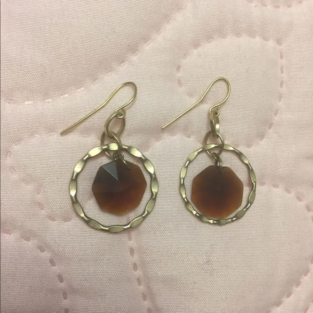 Cache earrings - Picture 3 of 3